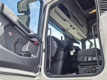 S660 V8 / 8x4 / HEAVY HAULAGE / 180T / !!NEW!!